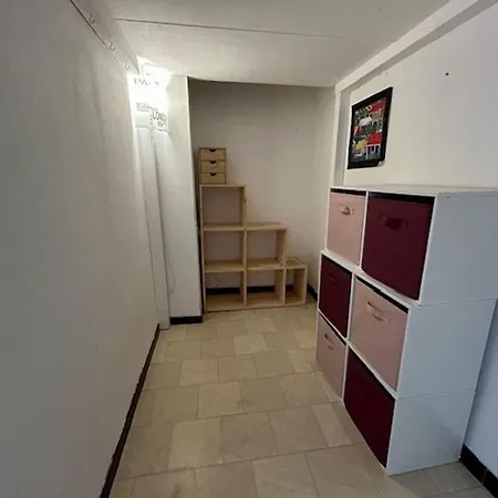 Apartment Studio Cabine Pour 4 Pers Avec Terrasse Sud Et Parking A 300m De La Plage - - Fr-1-388-219