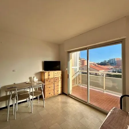 Studio Cabine Pour 4 Pers Avec Terrasse Sud Et Parking A 300m De La Plage - - Fr-1-388-219 Apartment *